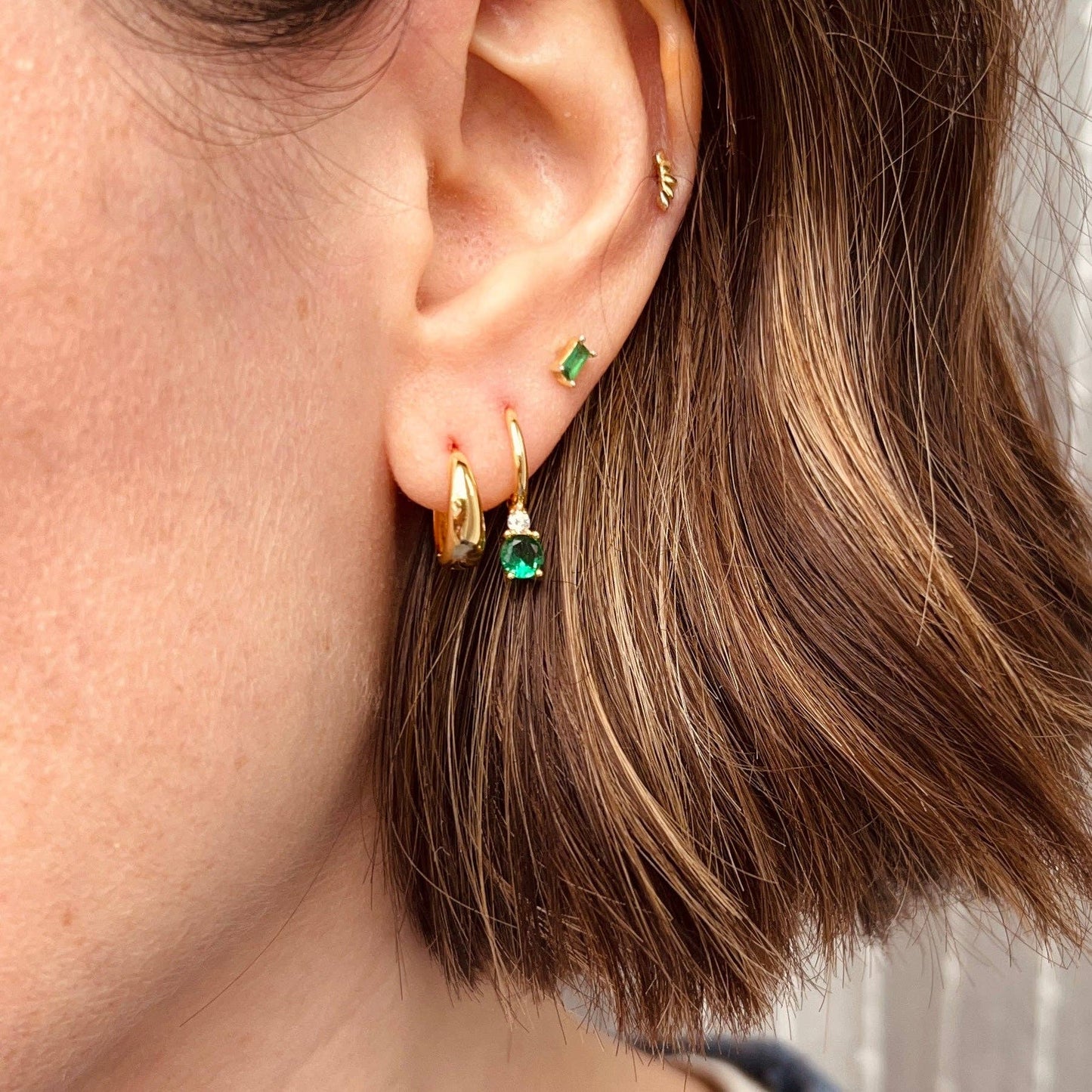 Oblong Emerald Studs: Gold