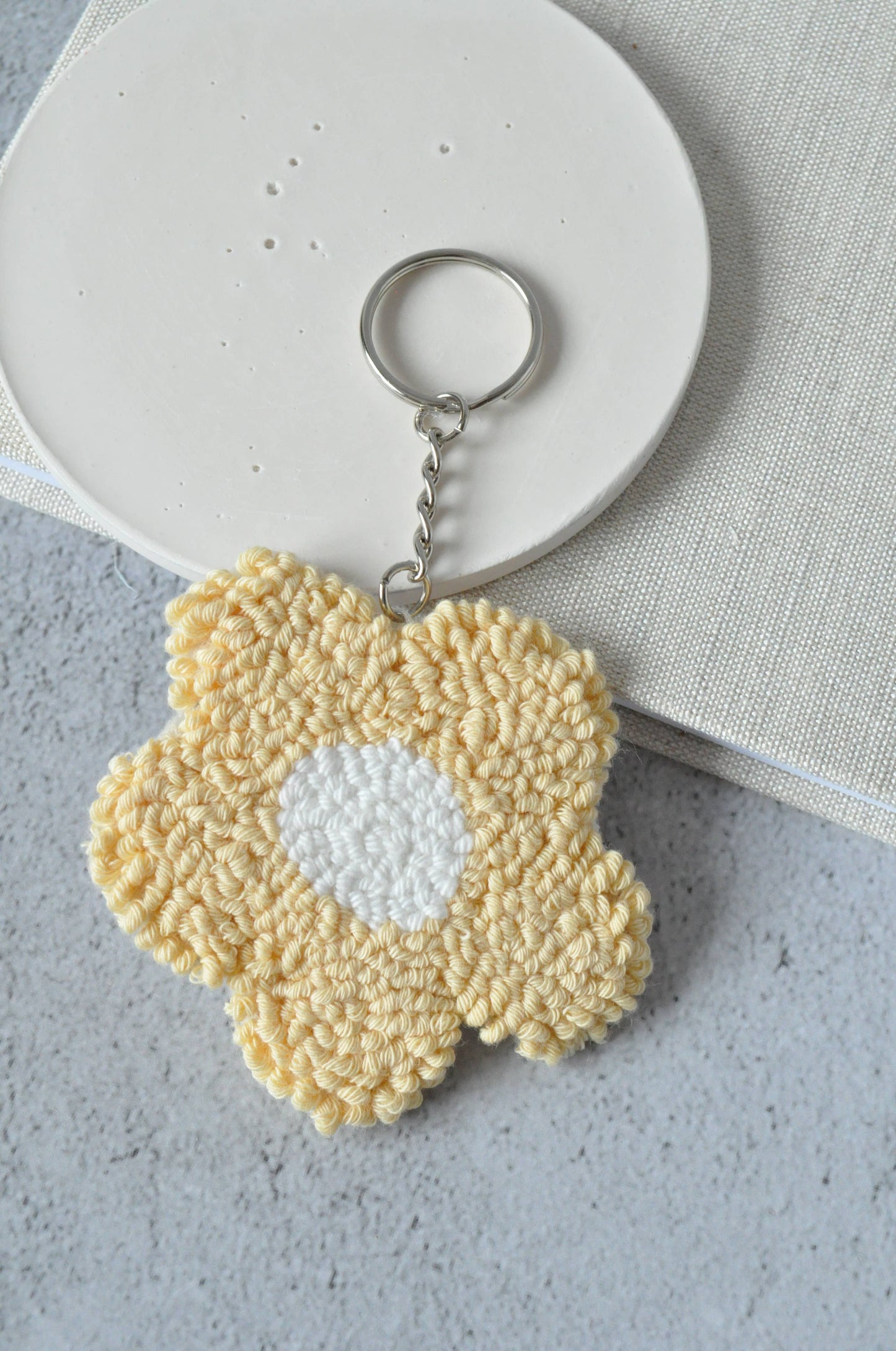 Daisy Punch Needle Keychain | Bag Charm: Yellow Daisy