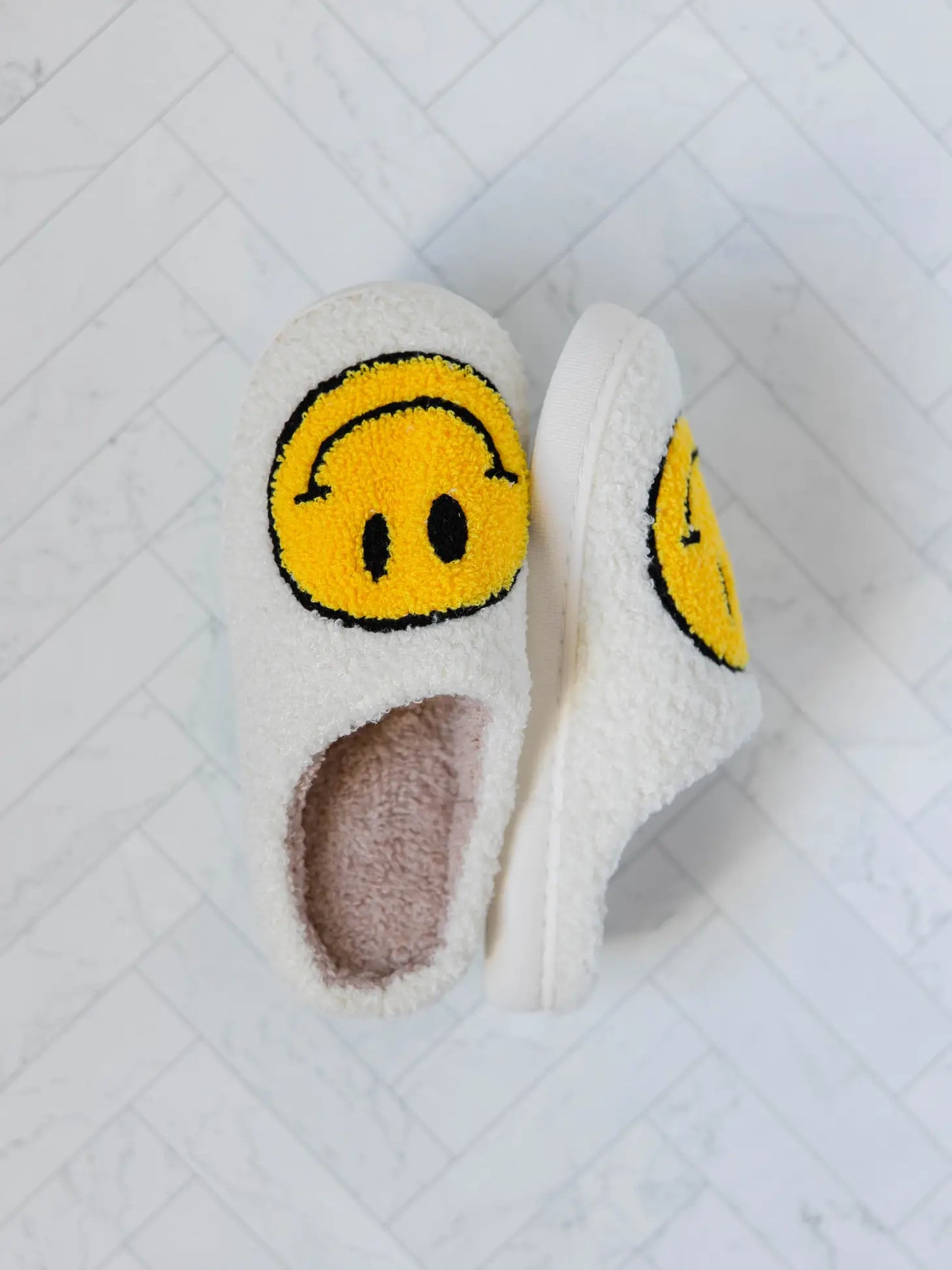 Super Soft Smiley Face Slippers (Black)